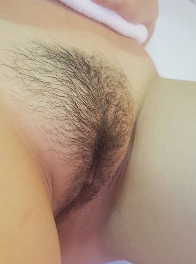 สาวเซ็กซี่โชว์หีในทวิตเตอร์ หีคนดัง 2