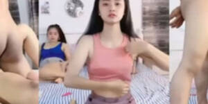 สาวเงี่ยนเสี้ยนเย็ด